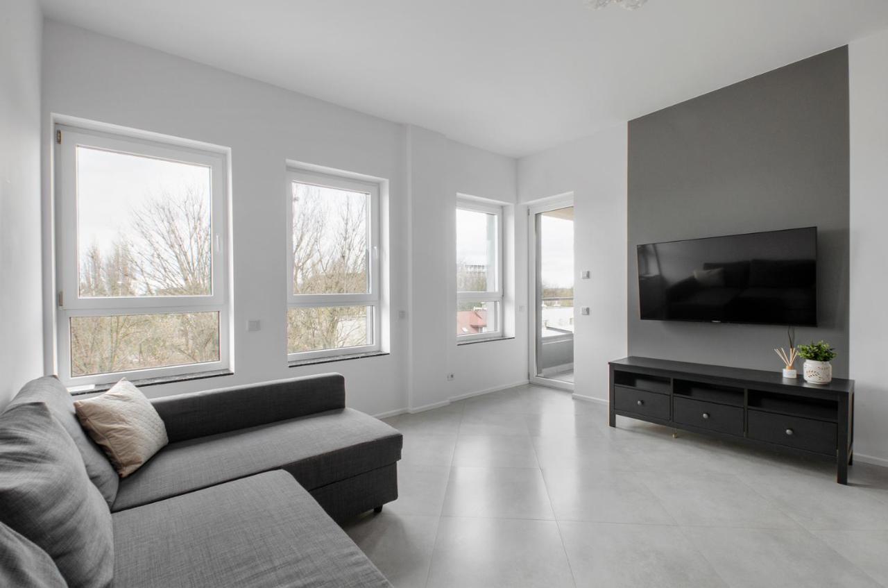 GoldAparts Manufaktura Premium Apartment Lodź Bagian luar foto